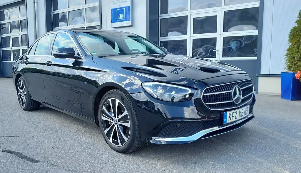 Photo 1 : Mercedes-benz Classe E 2021 Hybride