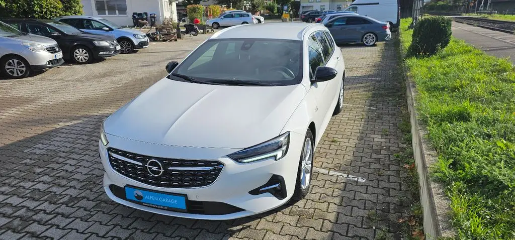 Photo 1 : Opel Insignia 2022 Diesel