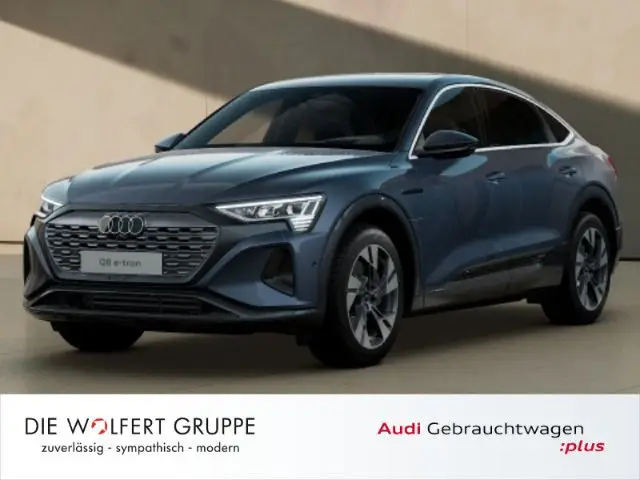 Photo 1 : Audi Q8 2024 Non renseigné