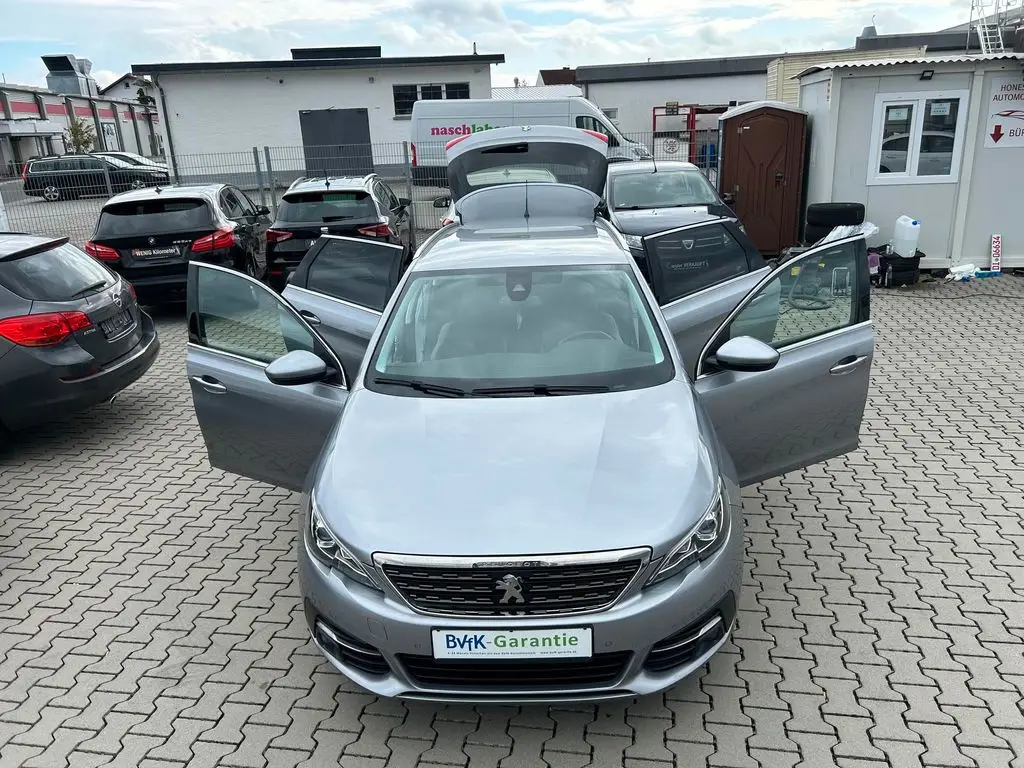 Photo 1 : Peugeot 308 2021 Diesel