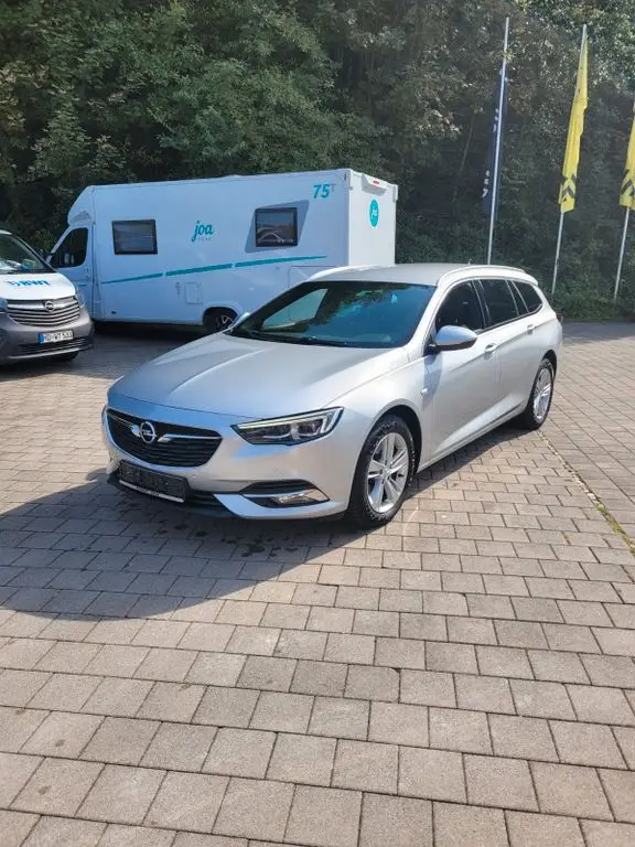 Photo 1 : Opel Insignia 2019 Diesel