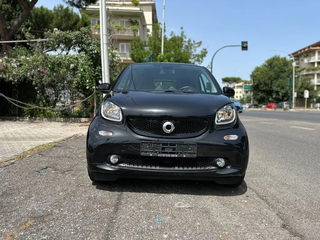 Photo 1 : Smart Fortwo 2019 Petrol