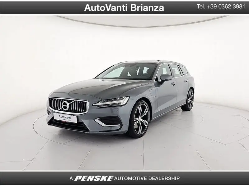 Photo 1 : Volvo V60 2020 Hybride