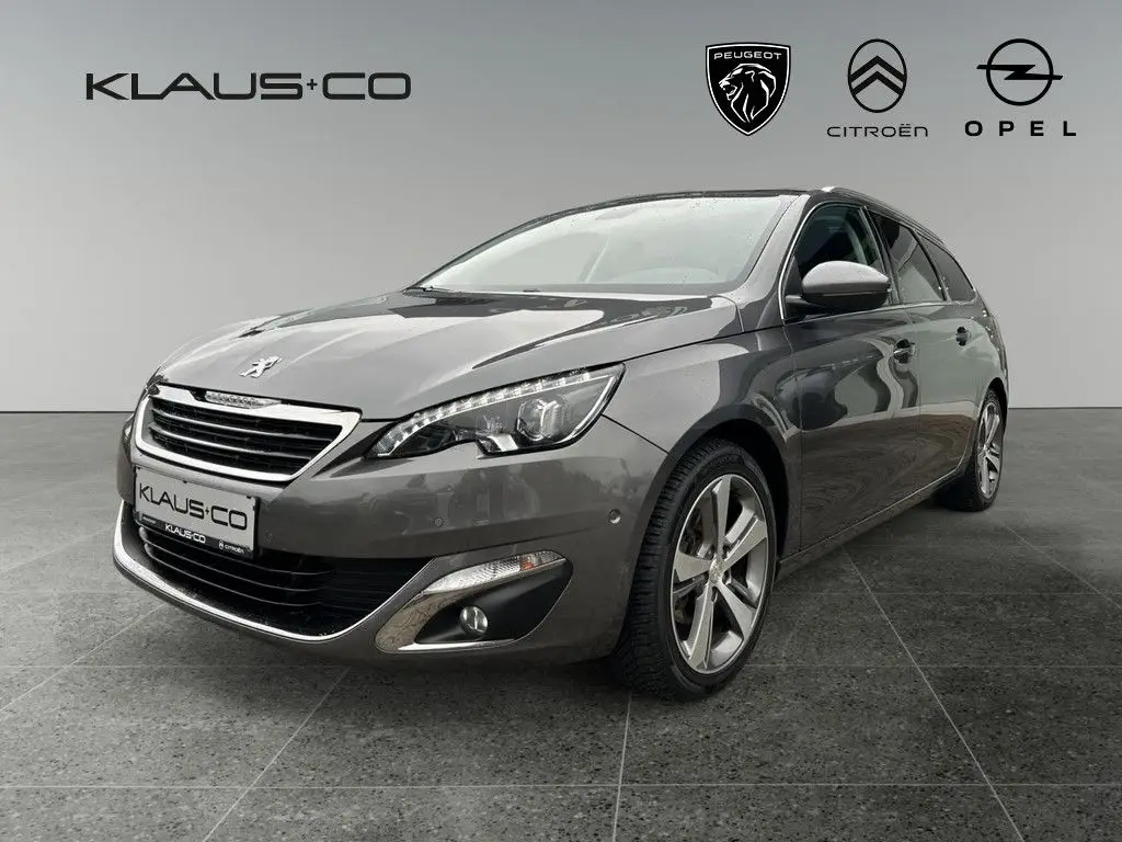 Photo 1 : Peugeot 308 2016 Essence