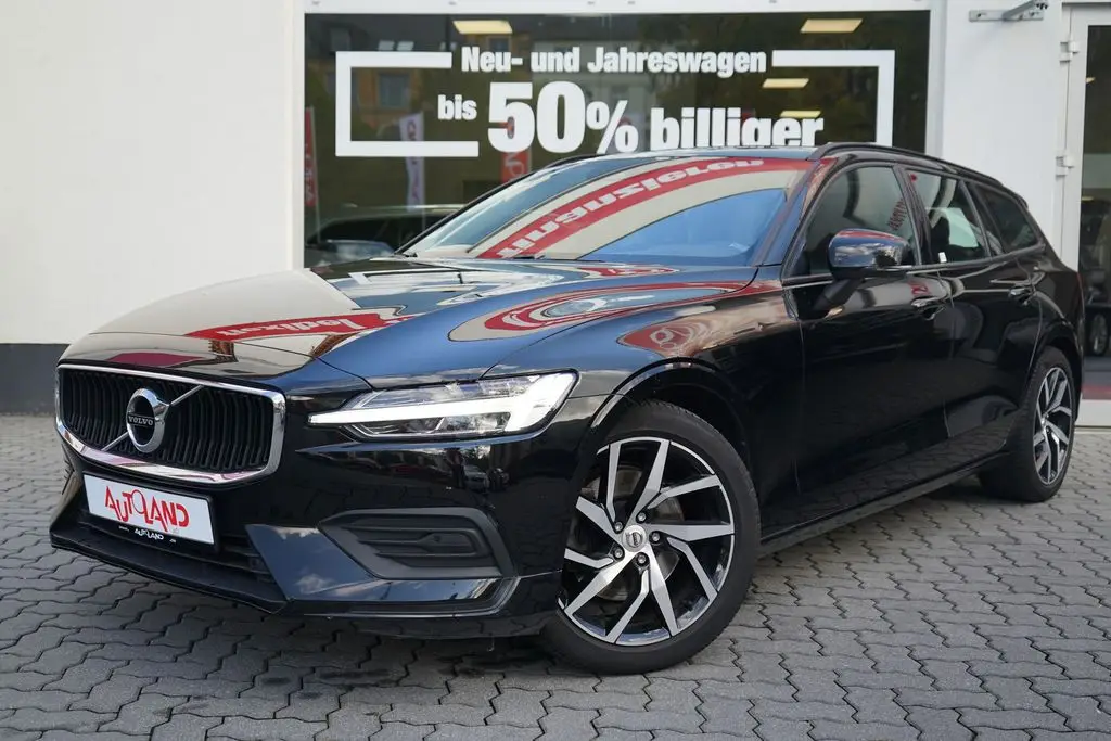 Photo 1 : Volvo V60 2019 Essence