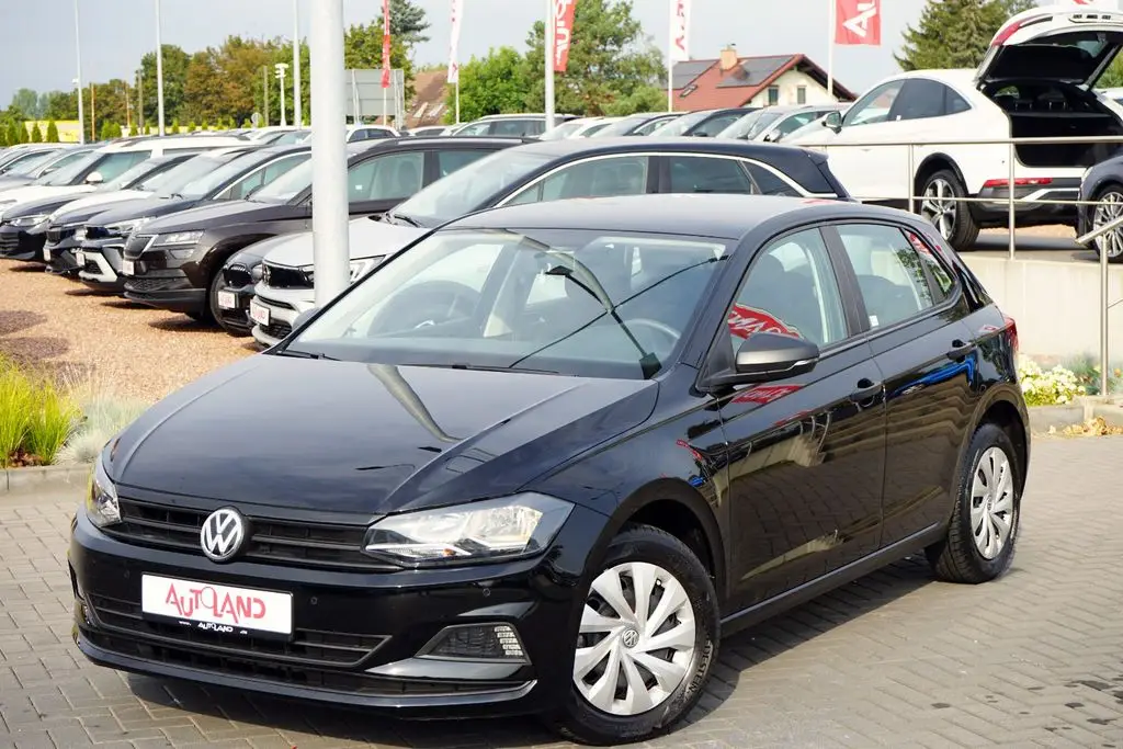 Photo 1 : Volkswagen Polo 2019 Petrol