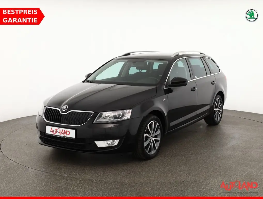 Photo 1 : Skoda Octavia 2015 Petrol