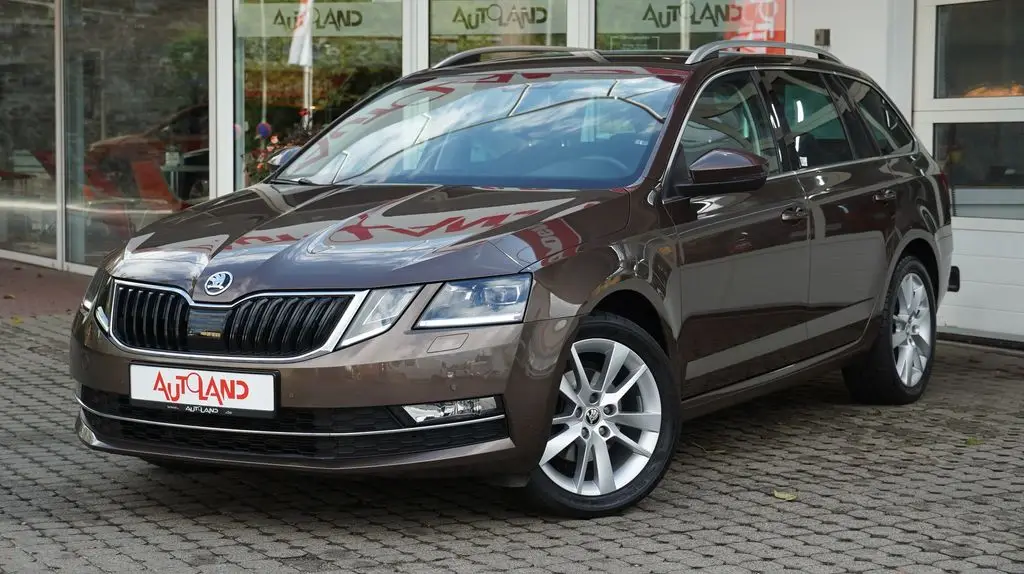 Photo 1 : Skoda Octavia 2019 Essence