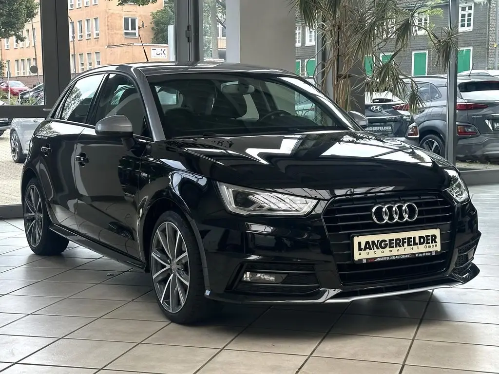 Photo 1 : Audi A1 2018 Petrol