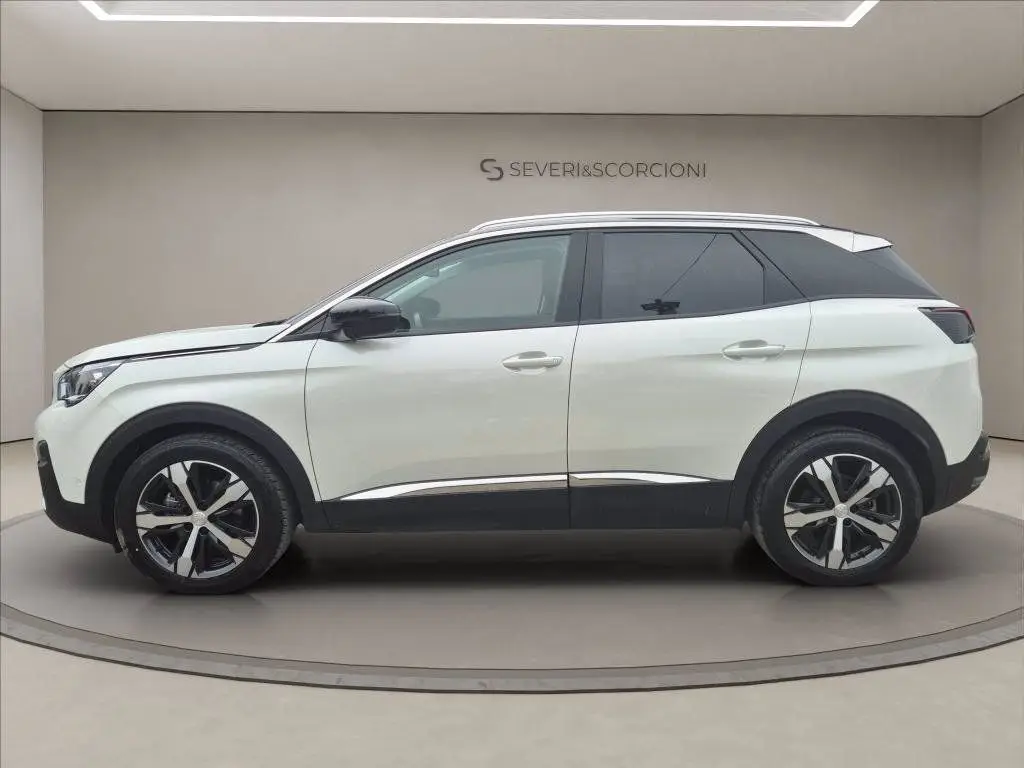 Photo 1 : Peugeot 3008 2019 Essence