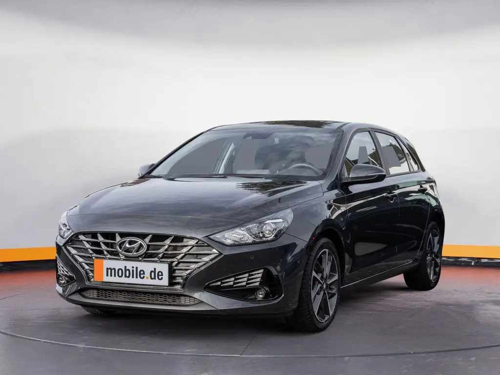 Photo 1 : Hyundai I30 2023 Petrol