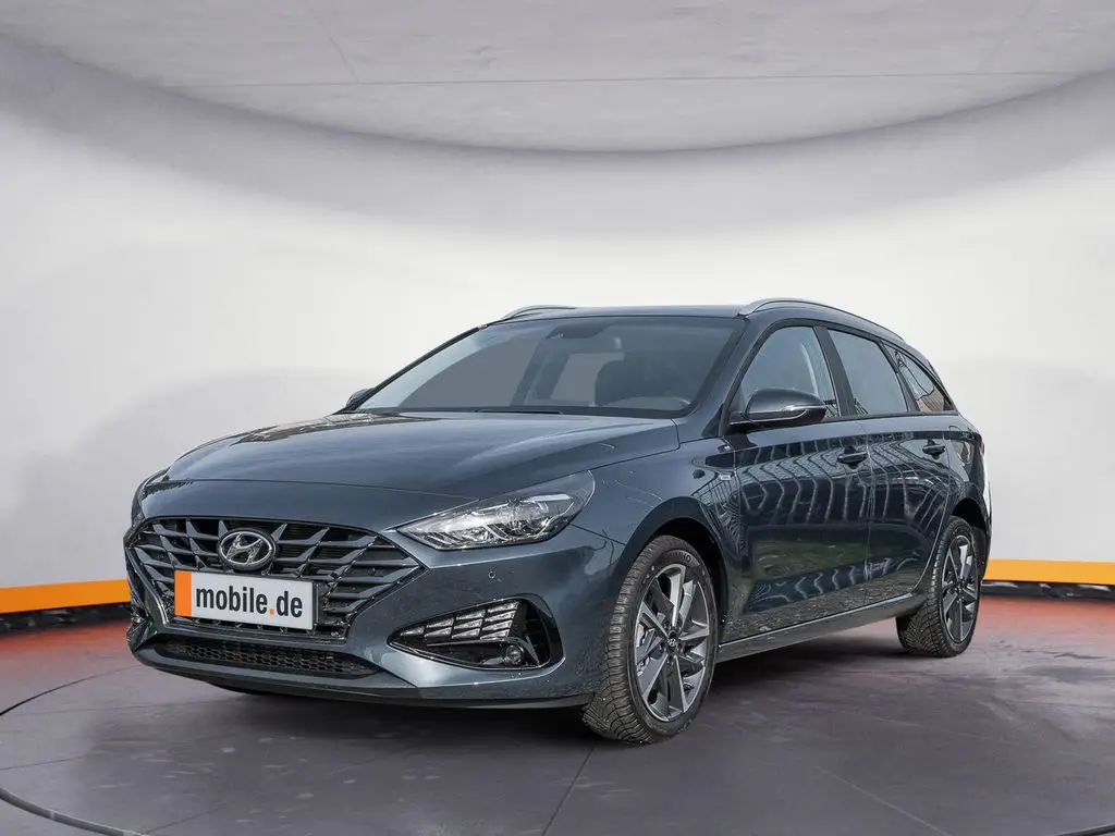 Photo 1 : Hyundai I30 2023 Petrol