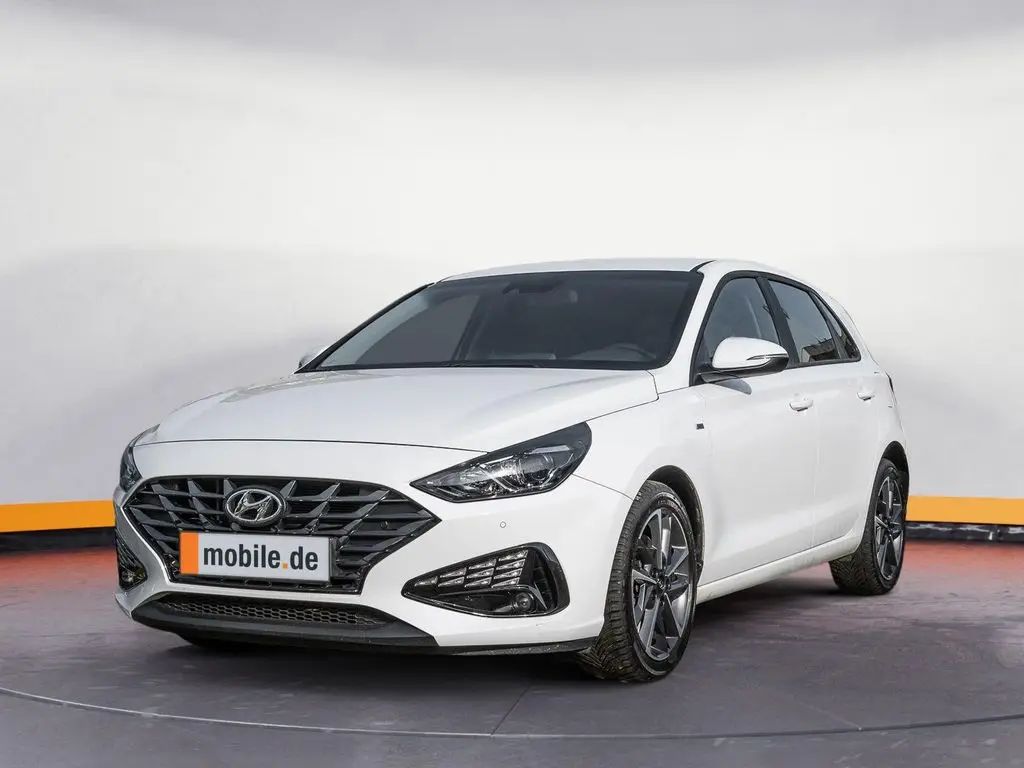 Photo 1 : Hyundai I30 2023 Petrol