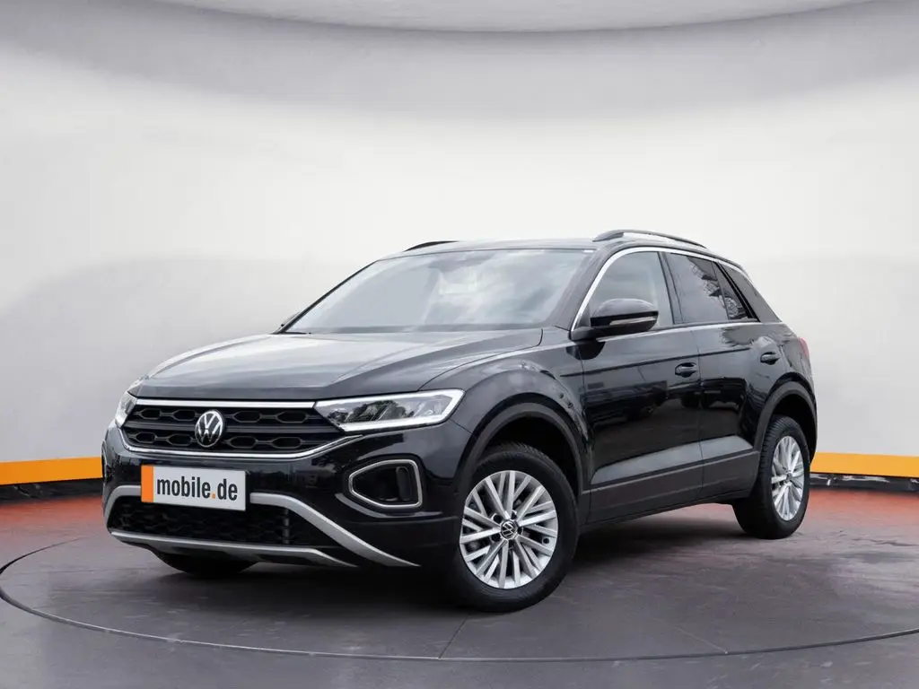 Photo 1 : Volkswagen T-roc 2023 Essence