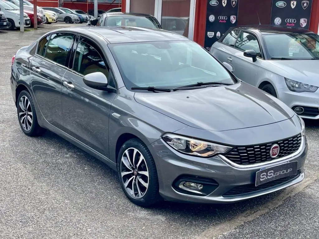 Photo 1 : Fiat Tipo 2017 Diesel