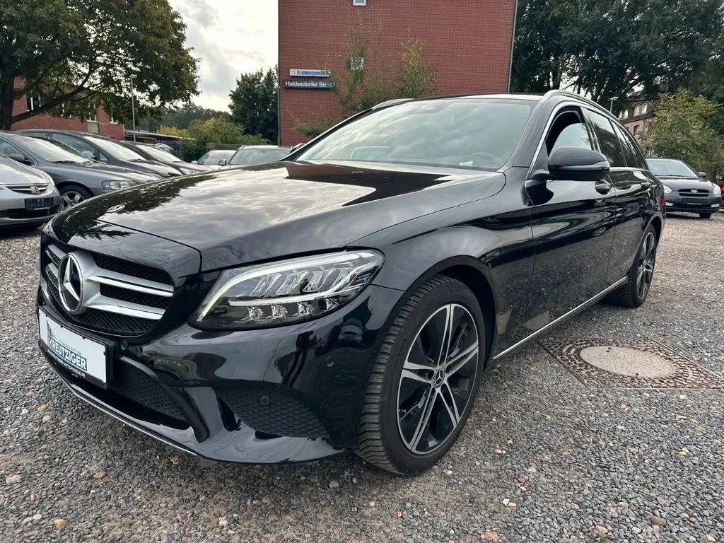 Photo 1 : Mercedes-benz Classe C 2019 Essence