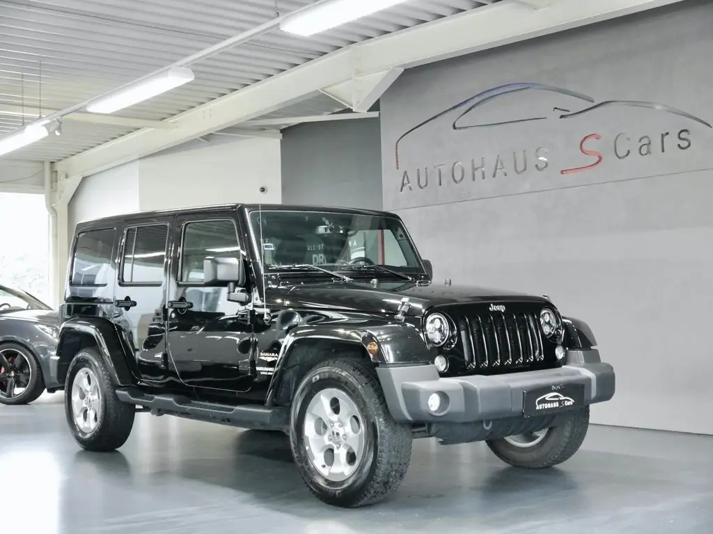 Photo 1 : Jeep Wrangler 2015 Diesel