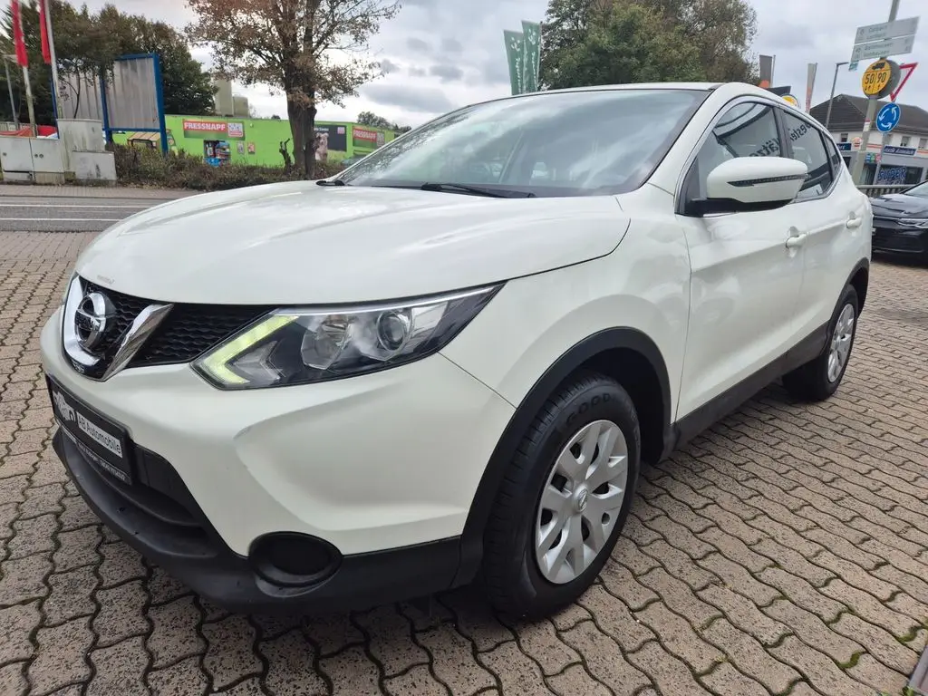 Photo 1 : Nissan Qashqai 2017 Essence