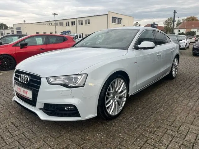 Photo 1 : Audi A5 2016 Petrol