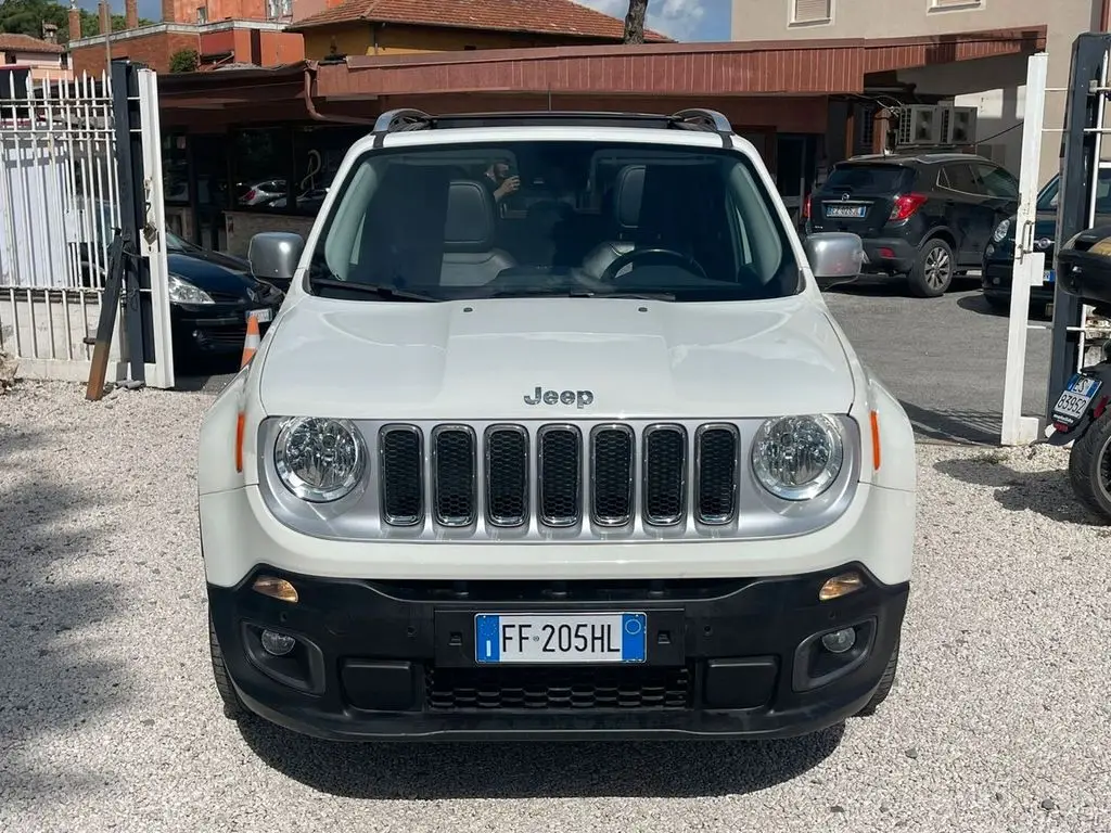 Photo 1 : Jeep Renegade 2016 Diesel