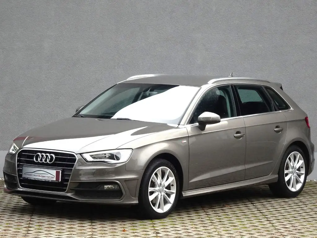 Photo 1 : Audi A3 2015 Petrol