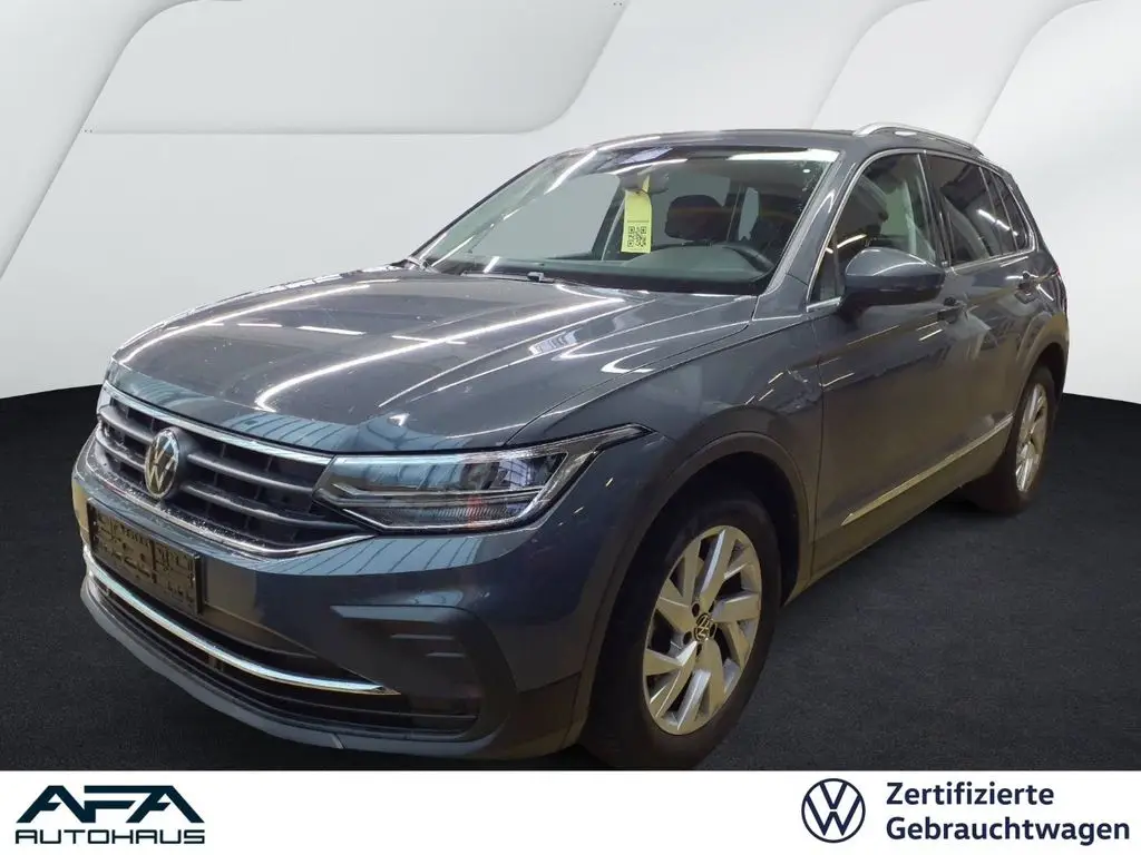 Photo 1 : Volkswagen Tiguan 2024 Essence