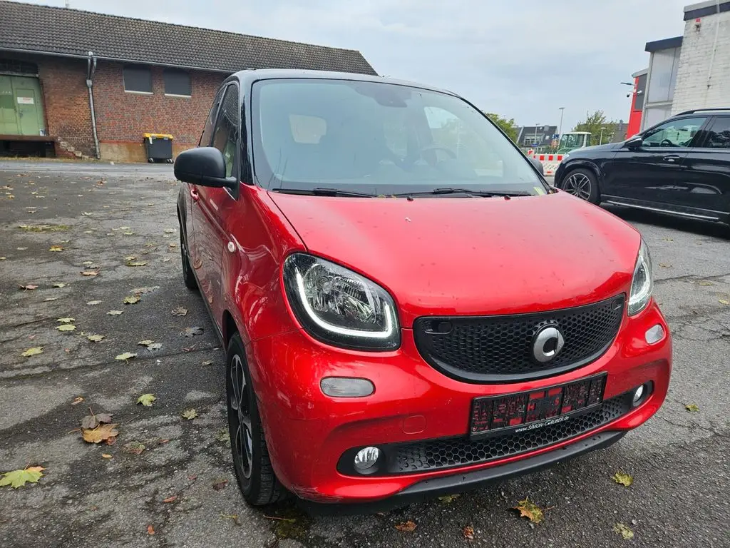 Photo 1 : Smart Forfour 2017 Essence