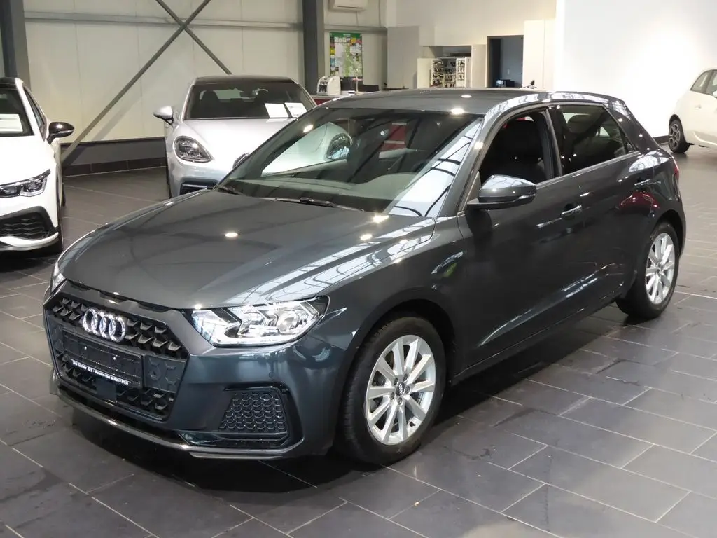 Photo 1 : Audi A1 2019 Petrol