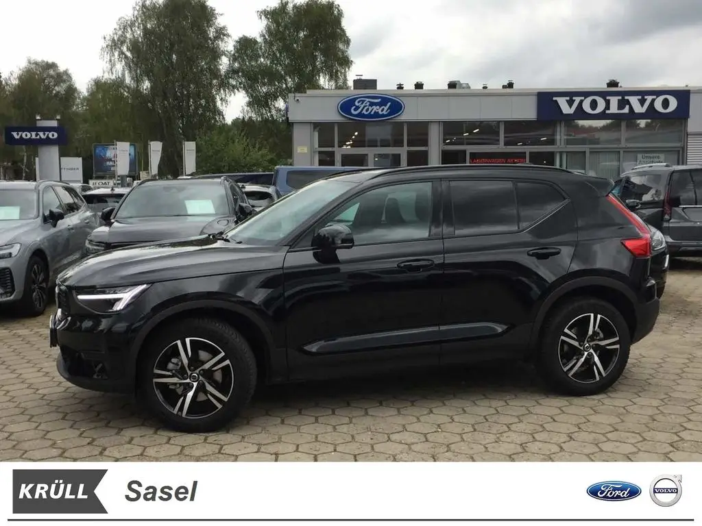 Photo 1 : Volvo Xc40 2024 Petrol