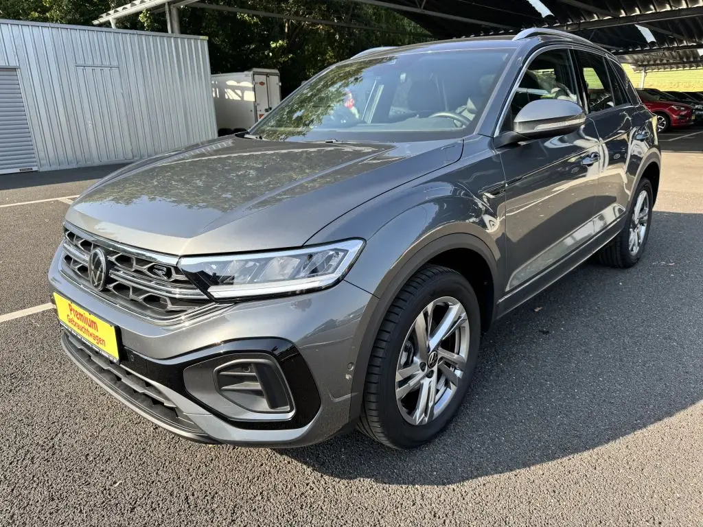 Photo 1 : Volkswagen T-roc 2023 Petrol