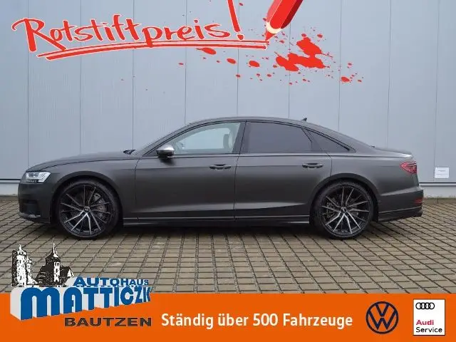 Photo 1 : Audi S8 2020 Essence