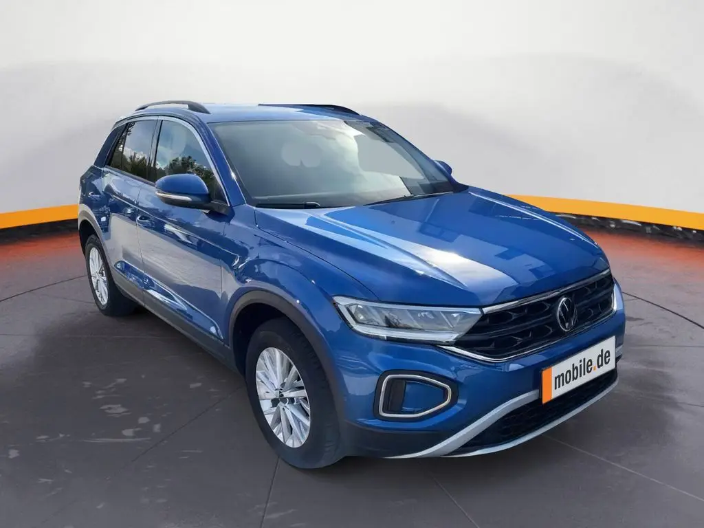 Photo 1 : Volkswagen T-roc 2023 Petrol