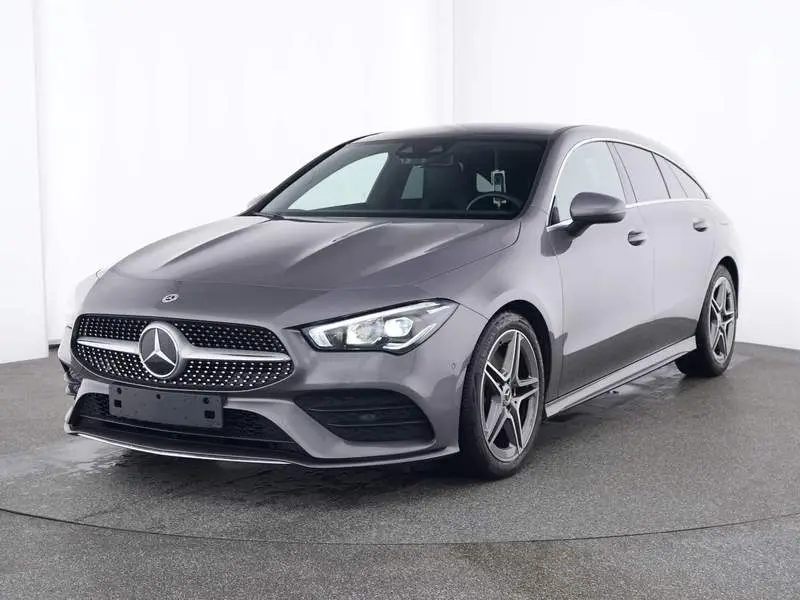 Photo 1 : Mercedes-benz Classe Cla 2023 Essence