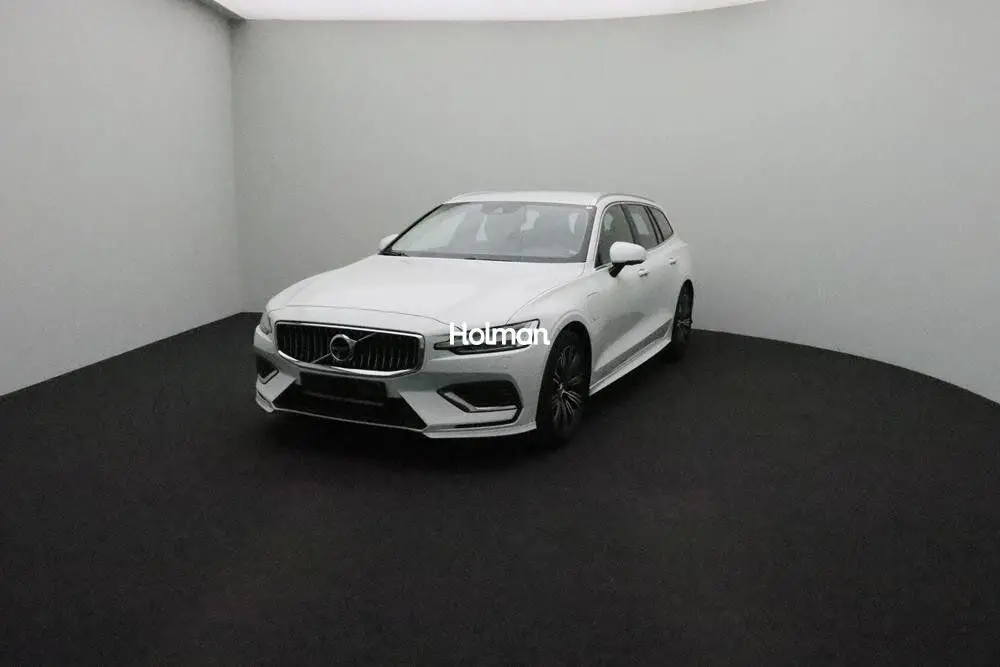 Photo 1 : Volvo V60 2020 Hybride