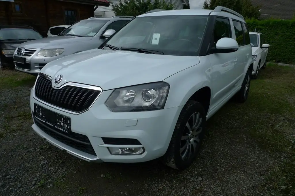 Photo 1 : Skoda Yeti 2015 Petrol