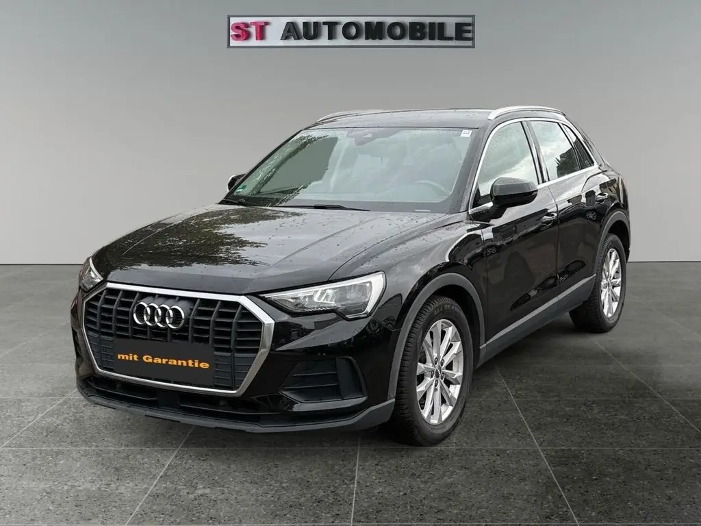 Photo 1 : Audi Q3 2019 Essence