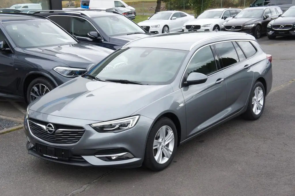 Photo 1 : Opel Insignia 2019 Petrol