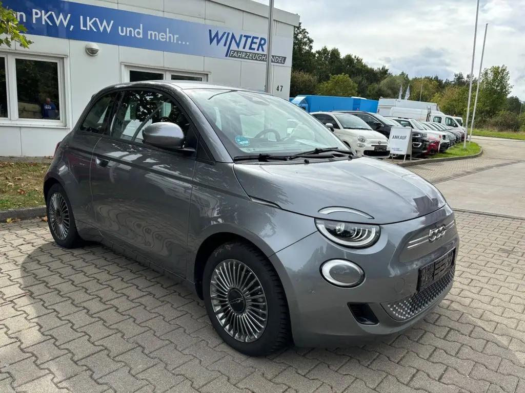 Photo 1 : Fiat 500 2022 Non renseigné