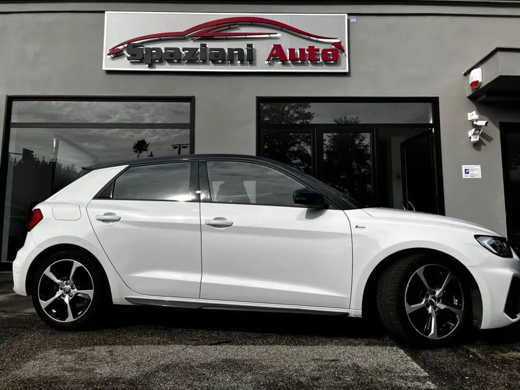 Photo 1 : Audi A1 2019 Petrol