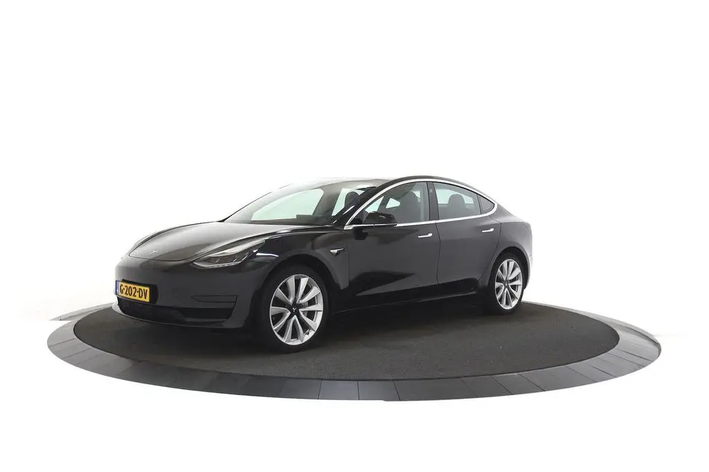 Photo 1 : Tesla Model 3 2019 Non renseigné