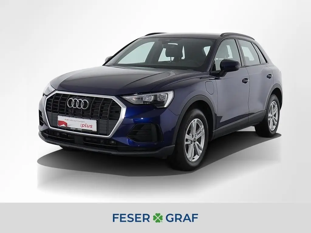 Photo 1 : Audi Q3 2022 Hybrid