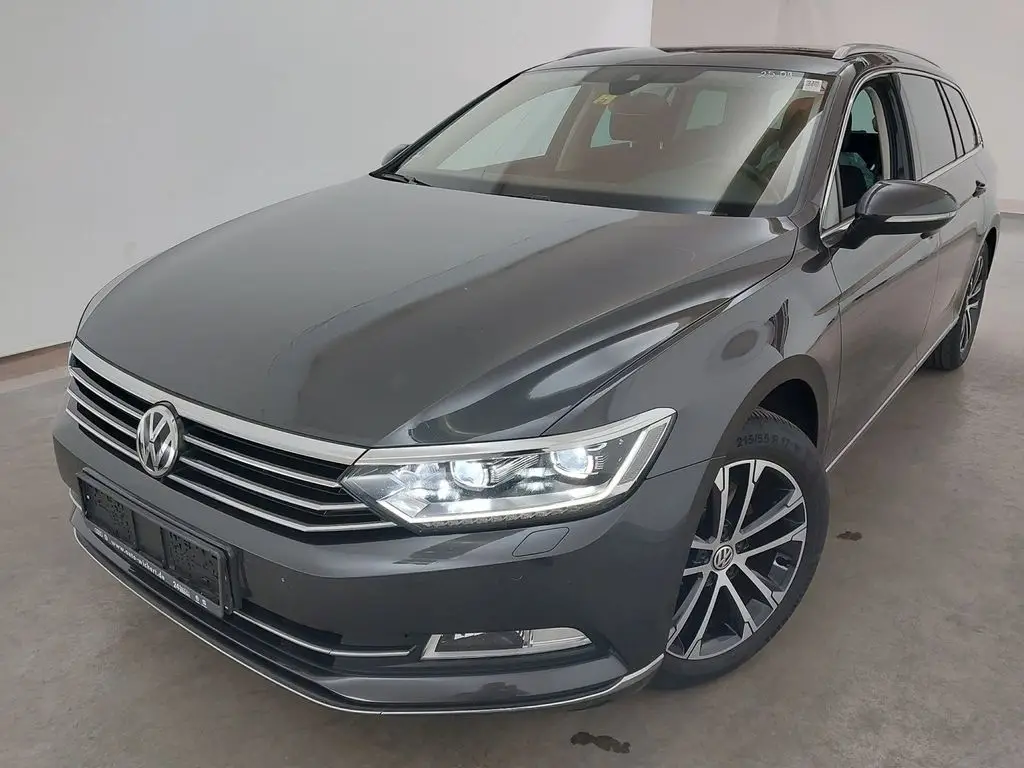 Photo 1 : Volkswagen Passat 2020 Diesel