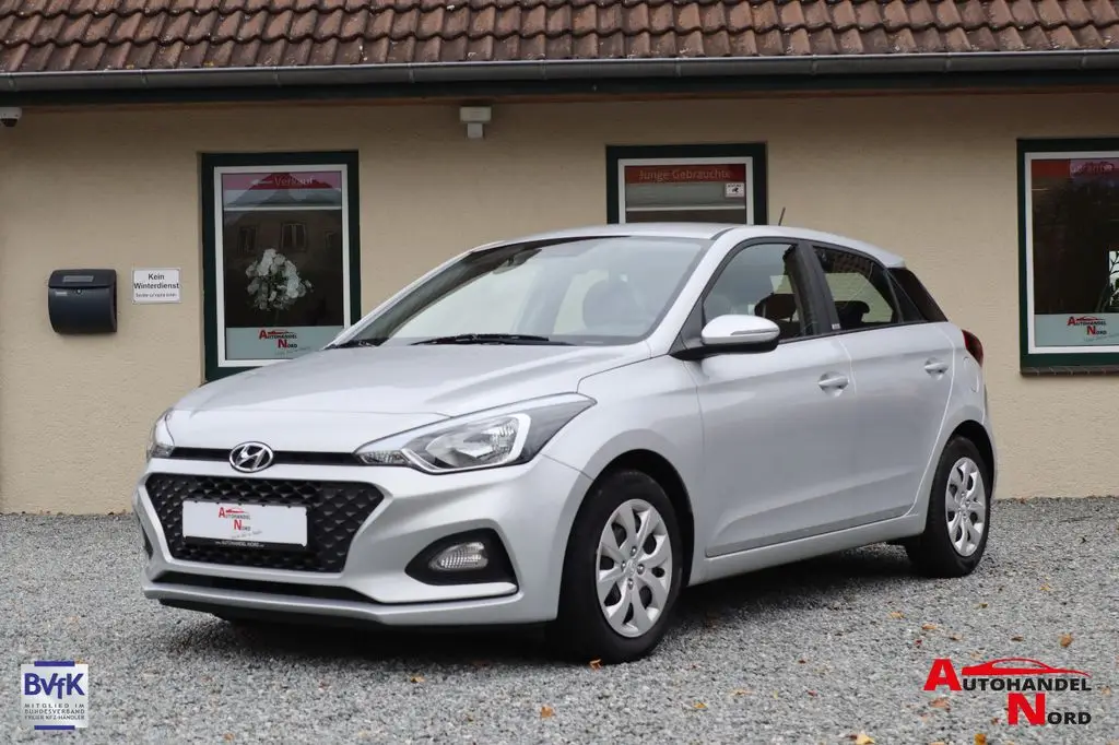 Photo 1 : Hyundai I20 2020 Petrol