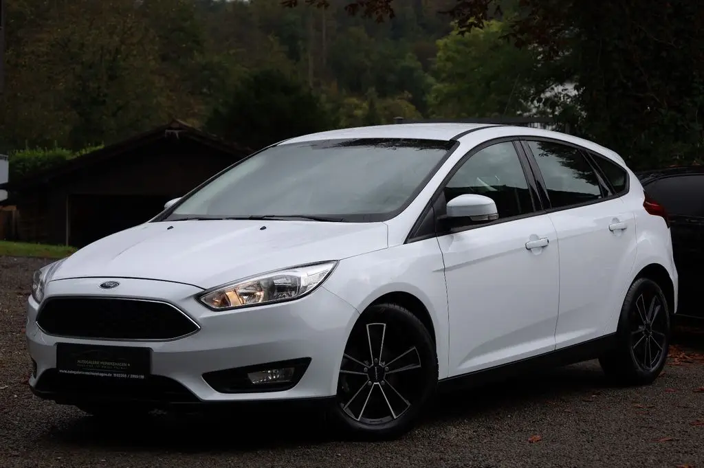 Photo 1 : Ford Focus 2015 Essence