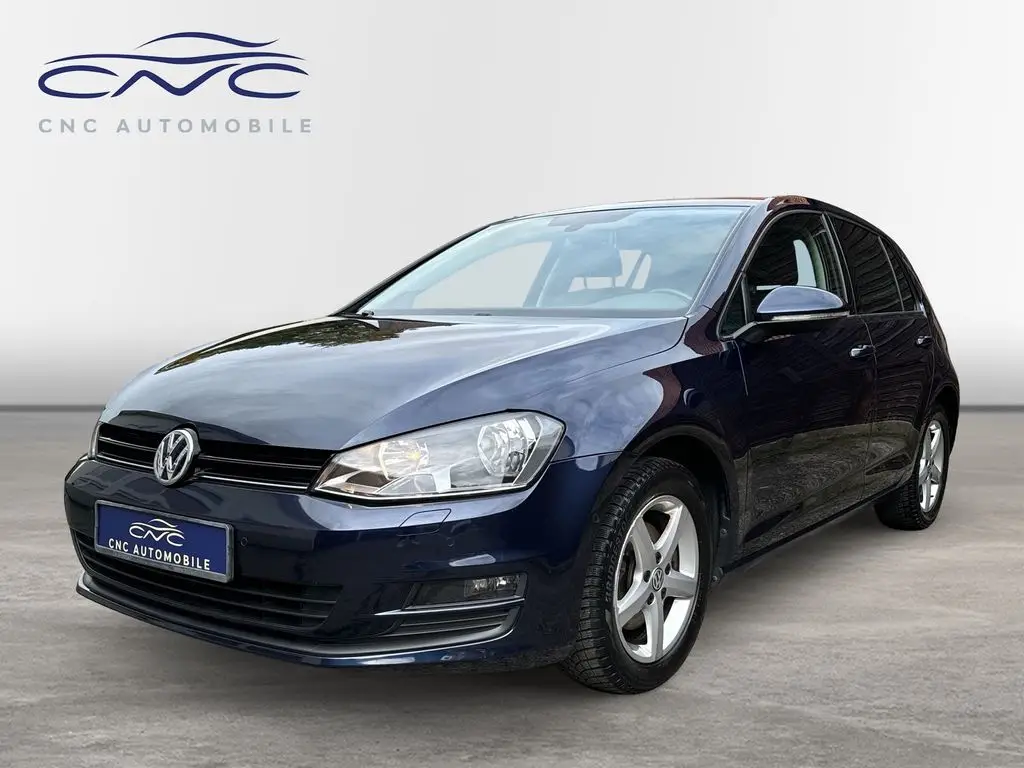 Photo 1 : Volkswagen Golf 2015 Petrol