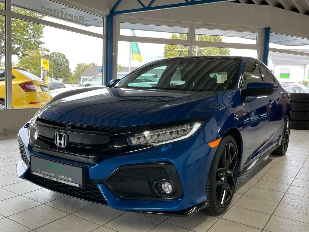 Photo 1 : Honda Civic 2019 Petrol