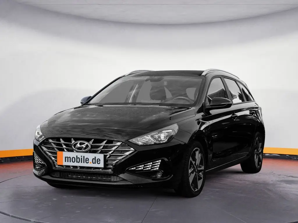 Photo 1 : Hyundai I30 2023 Petrol