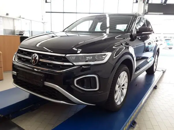 Photo 1 : Volkswagen T-roc 2024 Petrol