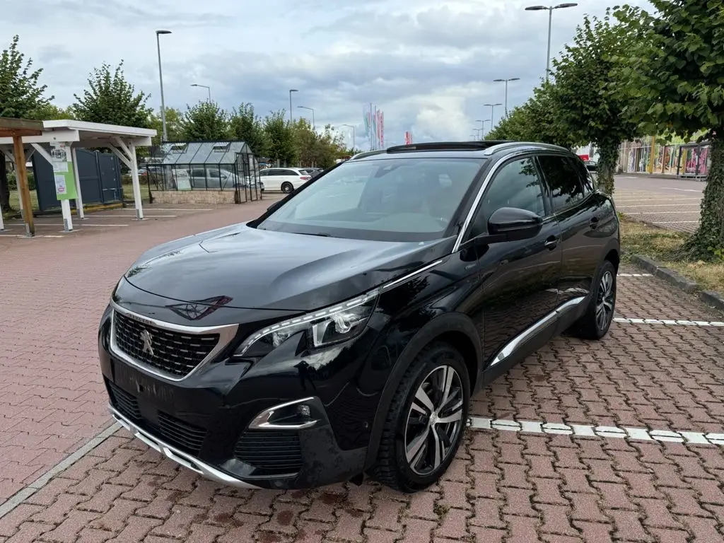 Photo 1 : Peugeot 3008 2018 Diesel