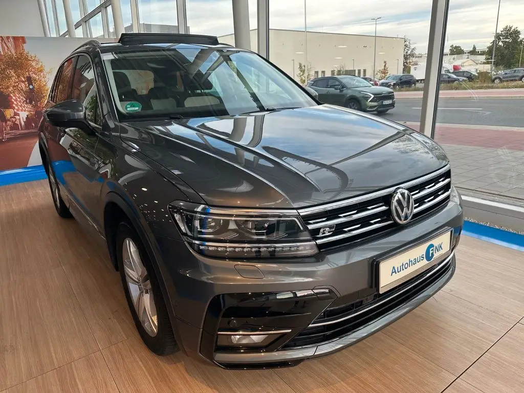 Photo 1 : Volkswagen Tiguan 2017 Petrol